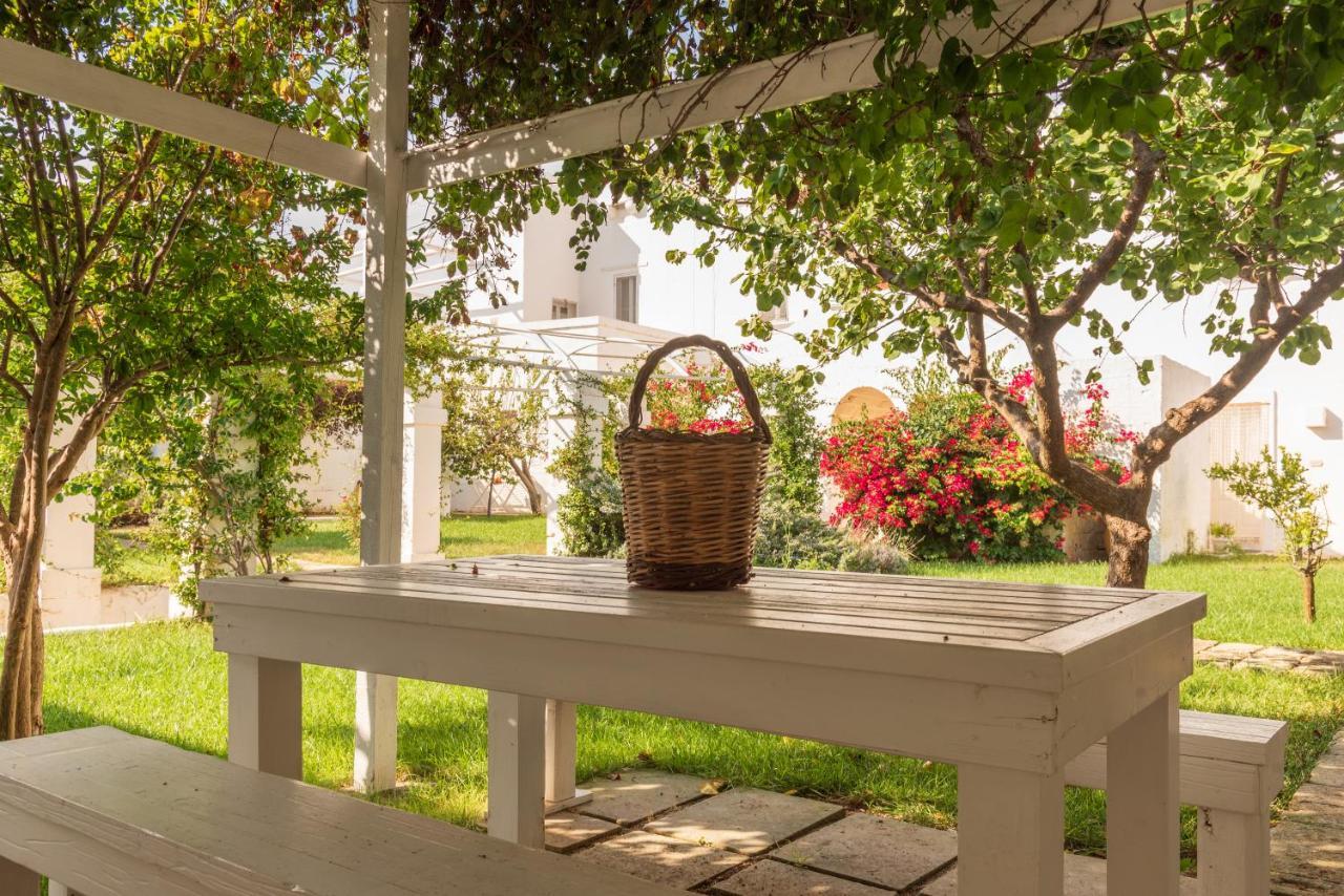 Masseria Scaledda มันดูเรีย ภายนอก รูปภาพ